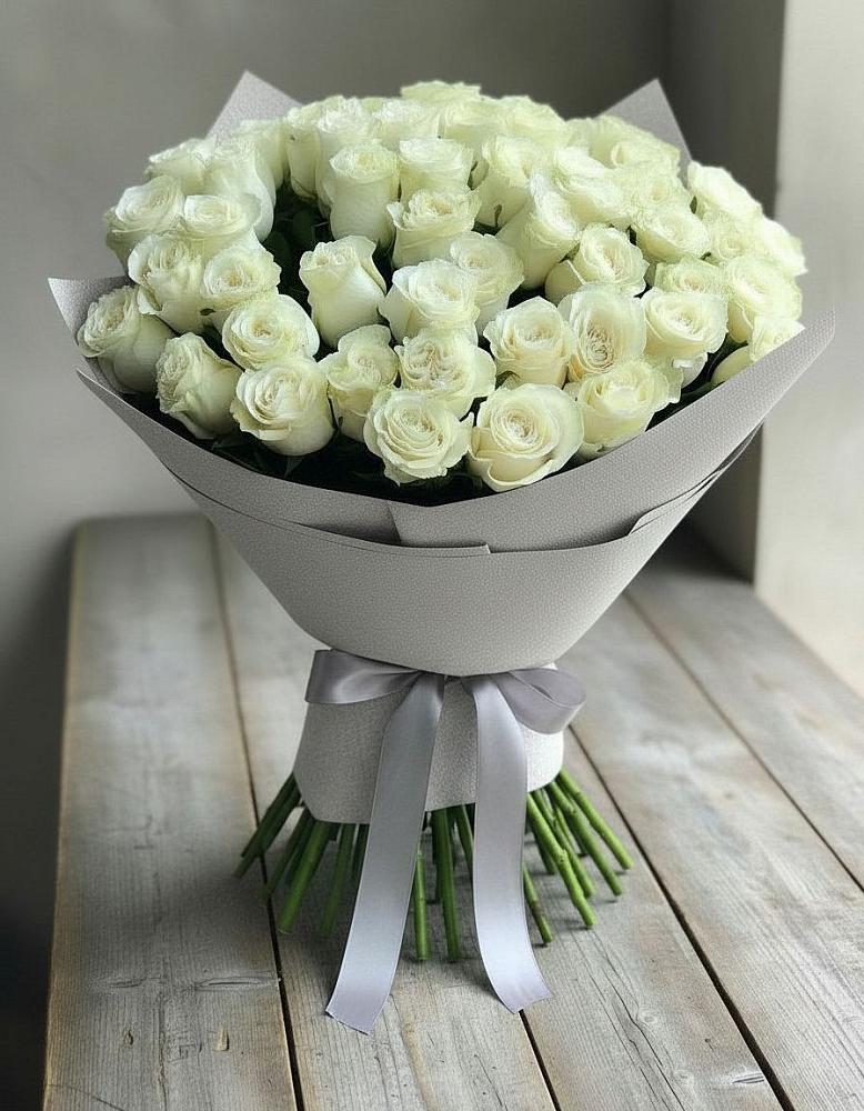 Букет 35 Белых роз в Первомайке