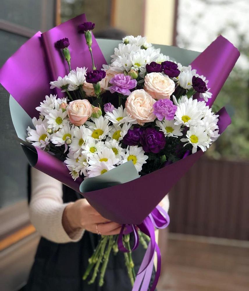 Букет цветов из: Хризантемы, Гвоздики и Розы в Первомайке