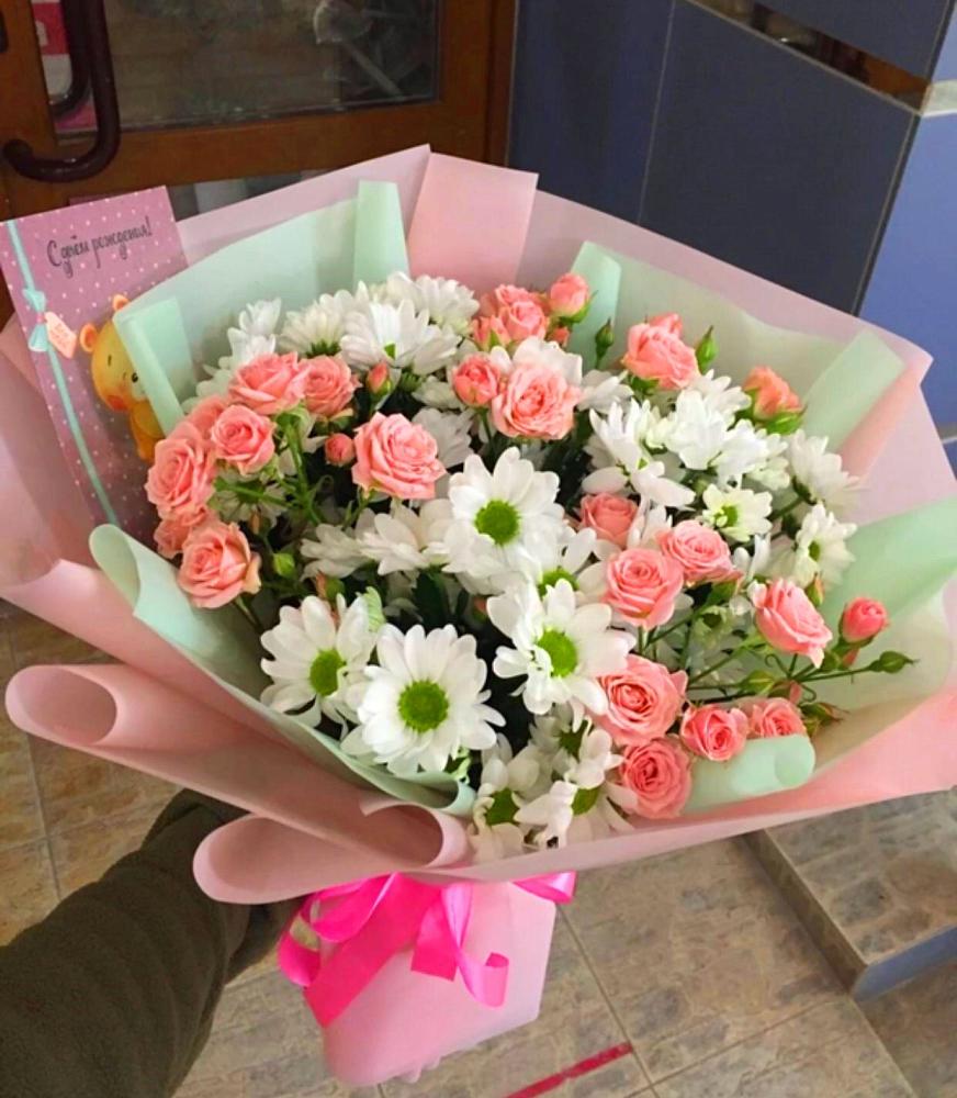 Букет цветов из: Розы и Хризантемы в Первомайке