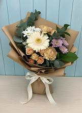 Букет цветов из:  Герберы и Хризантемы в Первомайке
