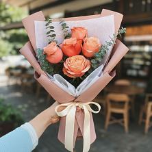 Букет цветов из:  Розы в Первомайке