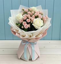 Букет цветов из:  Розы #REPLACE_PRED# Первомайке