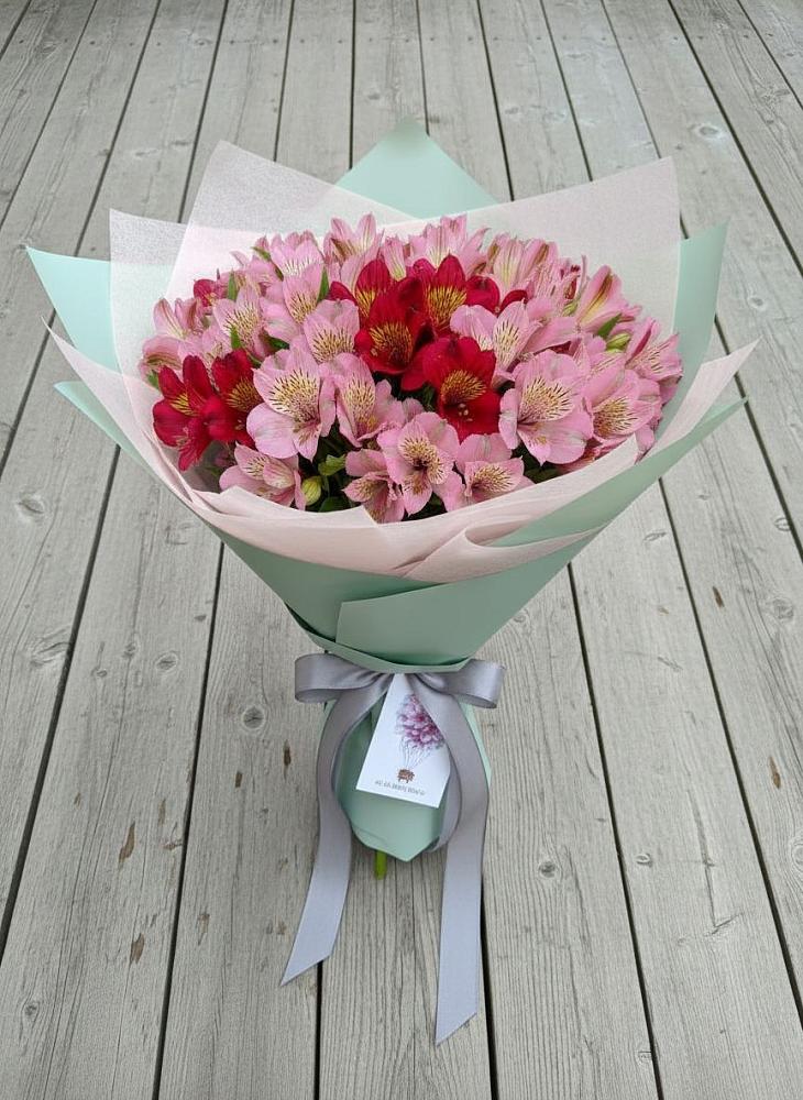 Букет цветов из: Альстромерии в Первомайке