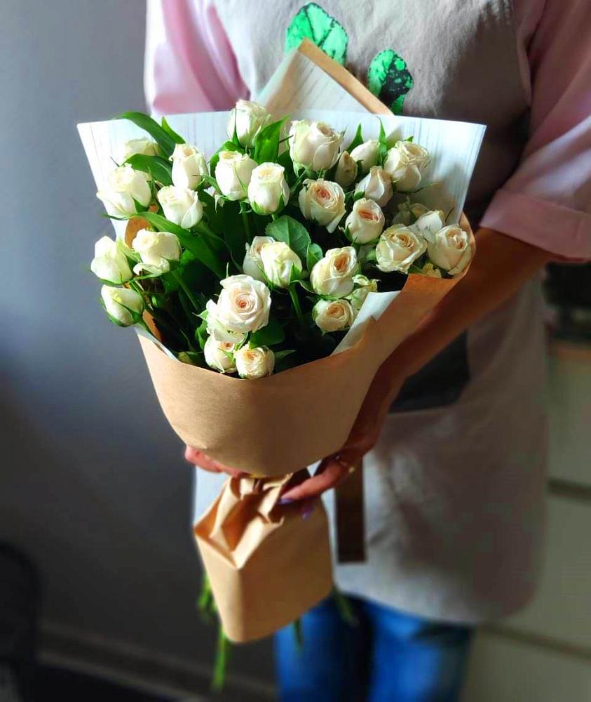Букет цветов из: Розы в Первомайке
