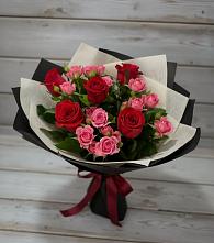 Букет цветов из:  Розы #REPLACE_PRED# Первомайке