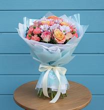 Букет цветов из:  Хризантемы и Розы в Первомайке