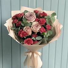 Букет цветов из:  Гвоздики и Розы в Первомайке