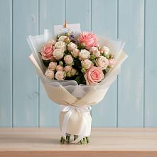 Букет цветов из:  Розы в Первомайке