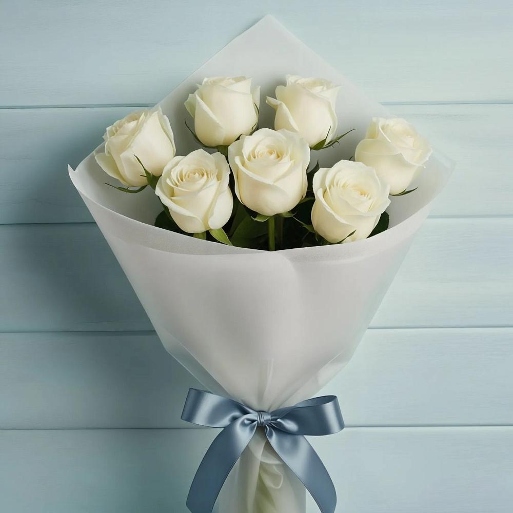 Букет 7 Белых роз Эдлесс Лав в Первомайке